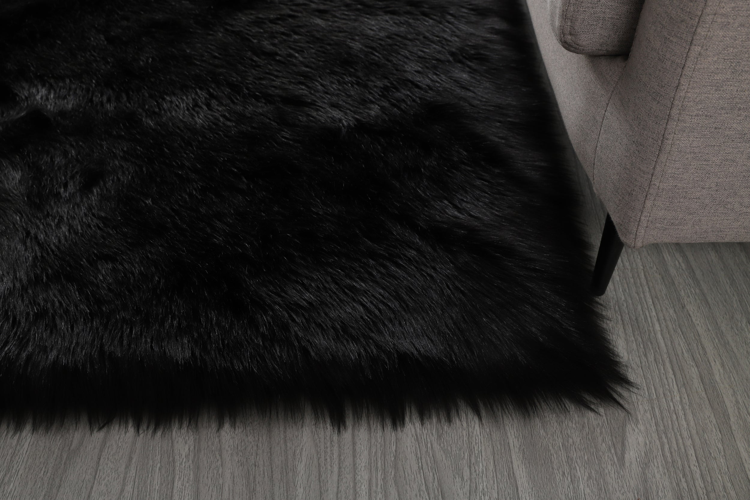 7' x 5' Cozy Collection Ultra Soft Fluffy Faux Fur Sheepskin Area Rug (Black)