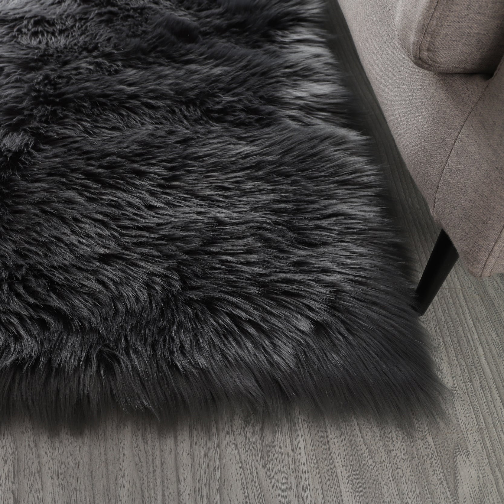7' x 5' Cozy Collection Ultra Soft Fluffy Faux Fur Sheepskin Area Rug (Gray)