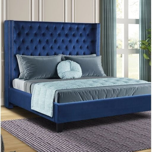 Tufted Velvet King Upholstered Bed (Blue)