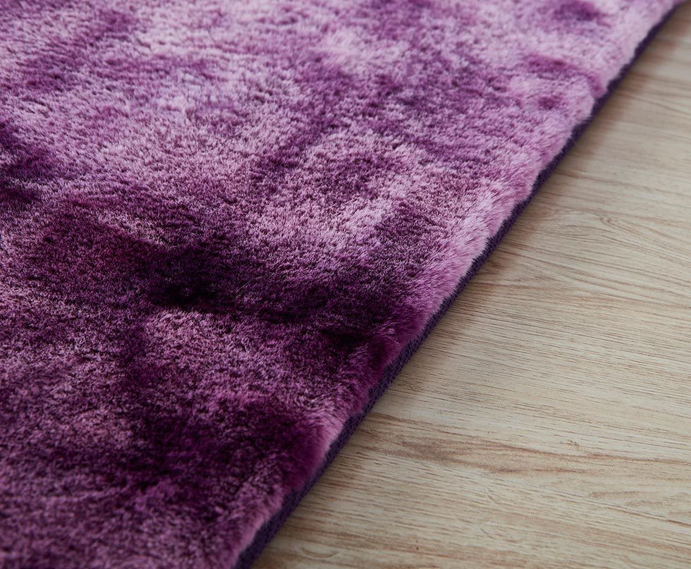 7.59' x 5.25' Lily Luxury Chinchilla Faux Fur Rectangular Area Rug (Purple)