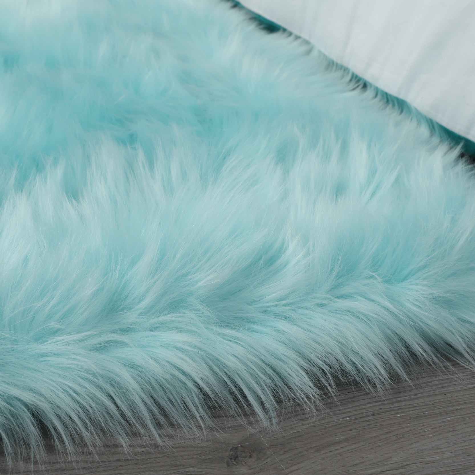 7' x 5' Cozy Collection Ultra Soft Fluffy Faux Fur Sheepskin Area Rug (Teal)